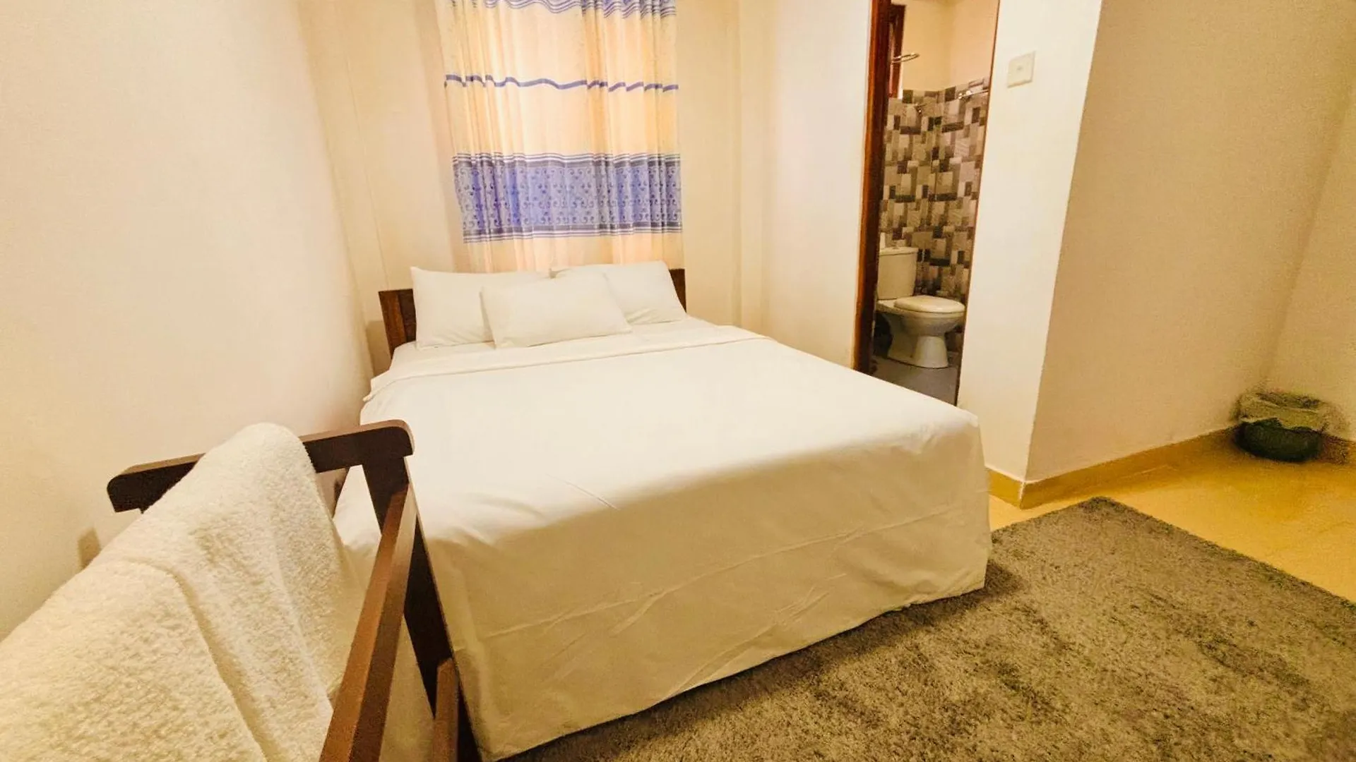 Shiny View Hotel Nuwara Eliya 3*,